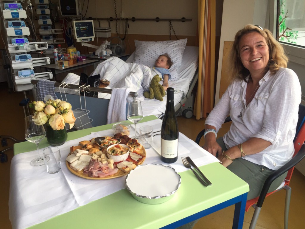 hospital-dine-in